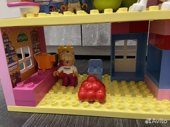 Lego дупло кукольный дом