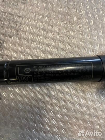 Левая электростойка багажника Мазда сх5