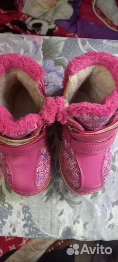 Ботинки для девочки