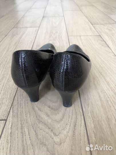 Туфли женские 39 размер натуральная кожа Cabor