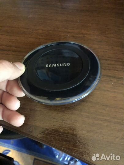 Зарядка samsung беспроводаня