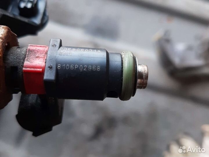 Форсунка топливная Фольксваген Поло Фабия Рапид