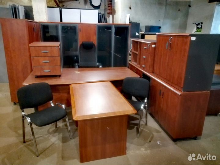 Комплект офисной мебели. Кабинет директора