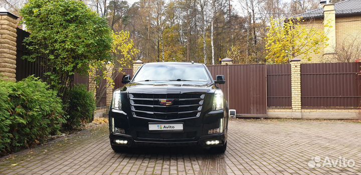 Cadillac Escalade 6.2 AT, 2015, 120 000 км
