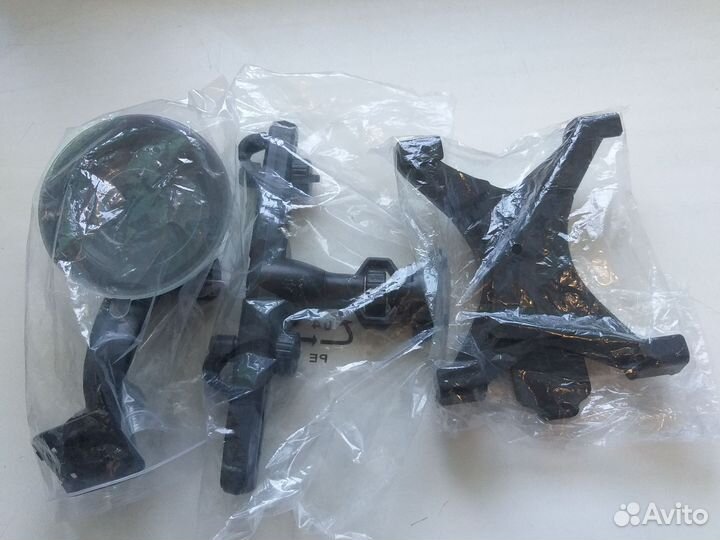 Автомобильный держатель для телефона dexp SOO4-1