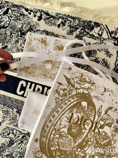 Коробка пакет dior