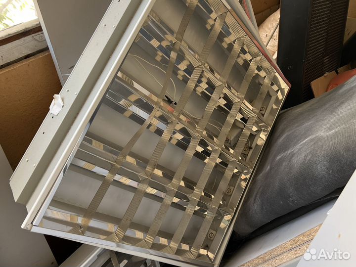 Светильник потолочный