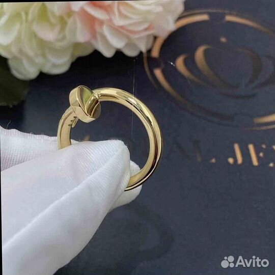 Кольцо Cartier Juste un Clou, желтое золото