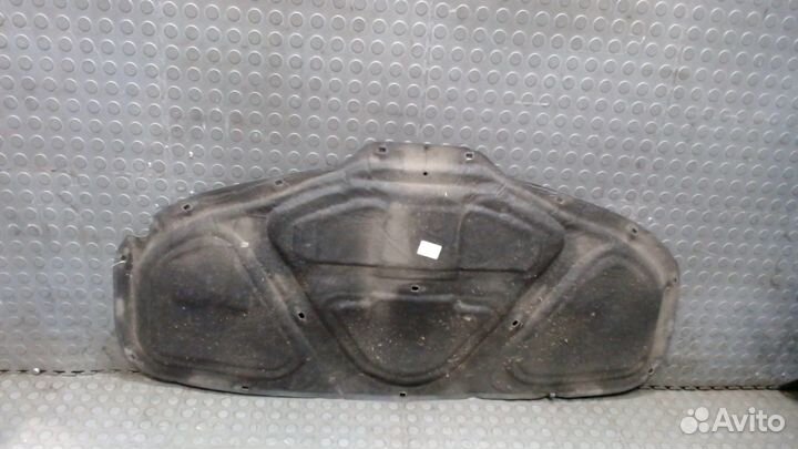 Обшивка капота Skoda SuperB, 2005