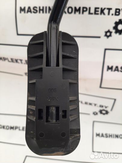 Педаль газа Toyota Land Cruiser 300 V35afts 2021