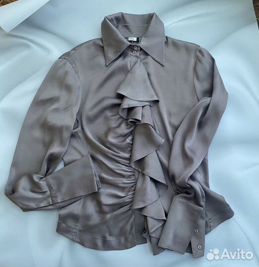 Блузка женская шелковая с воланами 46 (М)