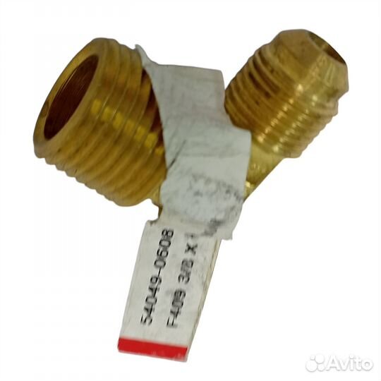 Переходник угловой наружняя резьба 3/8 наружняя р