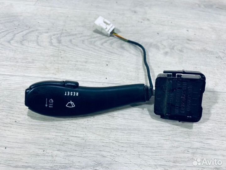 Переключатель стеклоочистителей LADA Priora