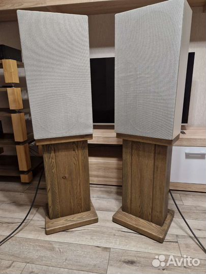 Подставки для колонок