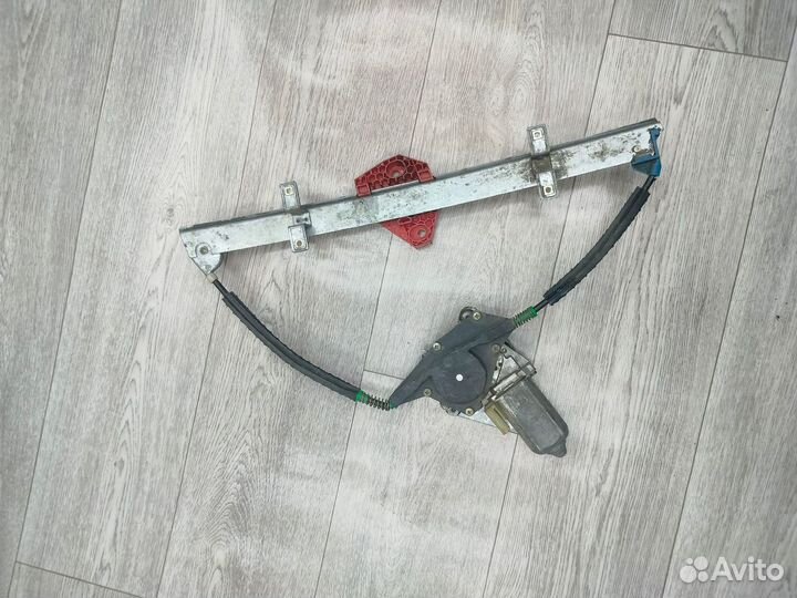 Стеклоподъемник передний правый Ford Mondeo, I