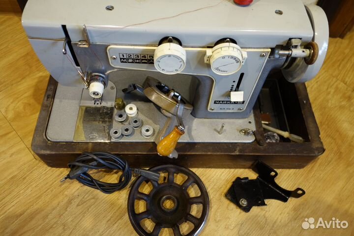 Швейная машинка Чайка 3,мотор Electronic Япония
