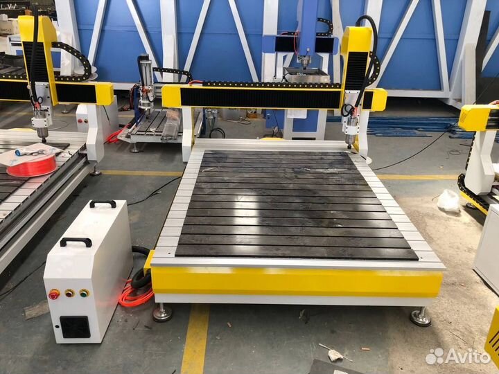 Фрезерный станок с чпу 9012 из наличия