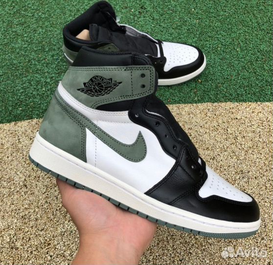 Air Jordan 1 Retro High OG Clay Green