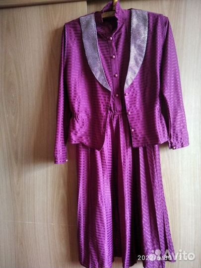 Костюм женский