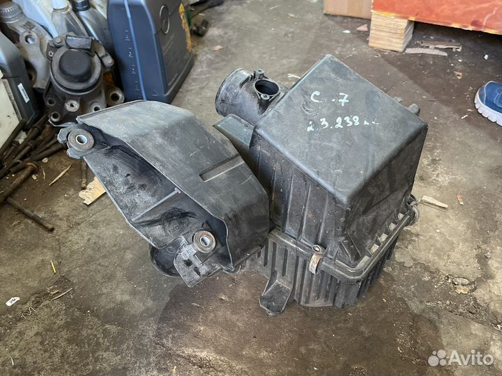 Корпус воздушного фильтра Мазда Сх-7 Cx7