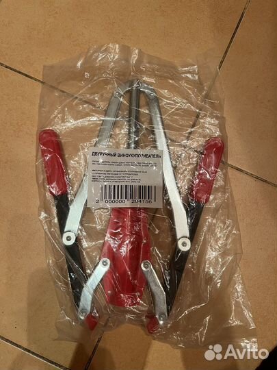 Виноукупориватель