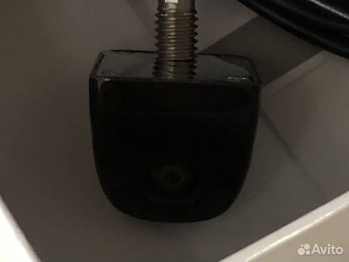 Камера заднего обзора VDC-007. Установка