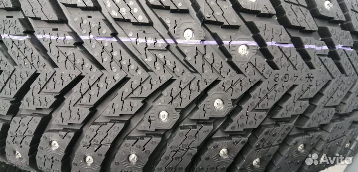 Nokian Tyres Hakkapeliitta 10p 245/70 R16 111T