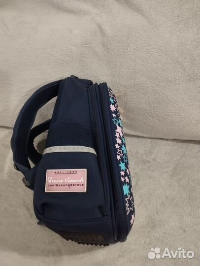 Школьный портфель