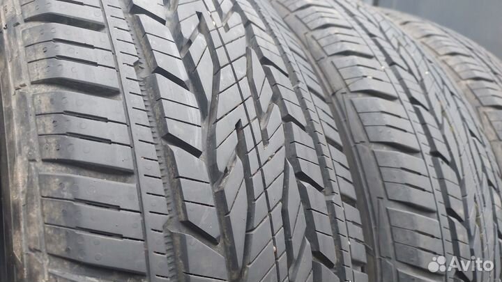 Continental ContiCrossContact LX2 215/60 R17 96H