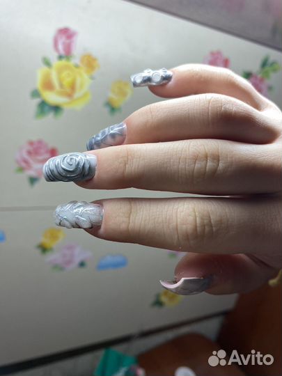 Маникюр на дому