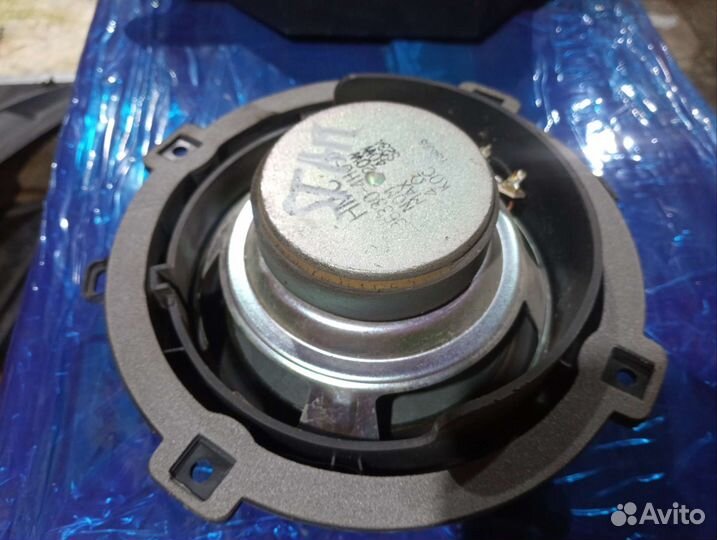 Динамик дверей Hyundai grand Starex