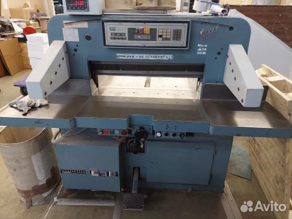 Резка бумаги, пластика, флатование