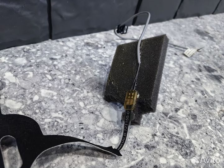 Датчик присутствия пассажира W219