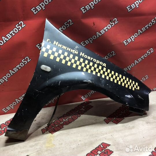 Переднее правое крыло Renault Logan 1