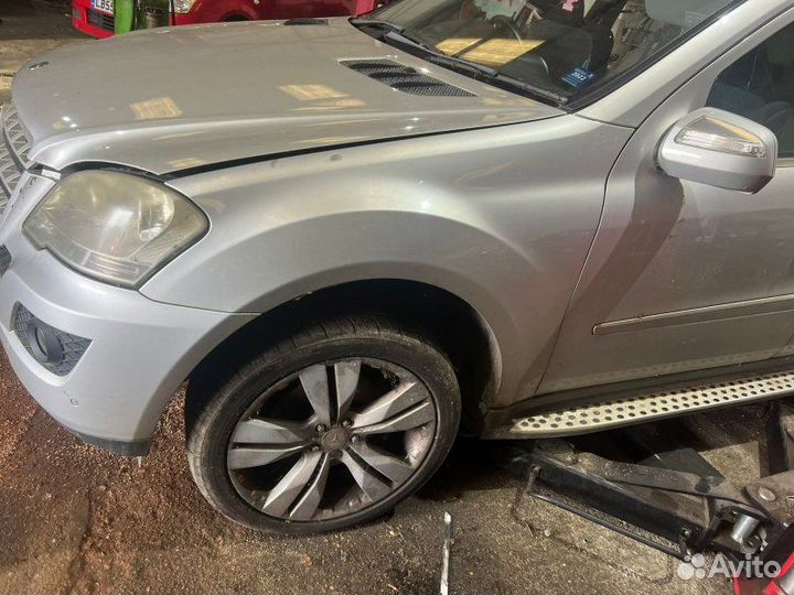 Ноускат в сборе бампер передний Mercedes Benz