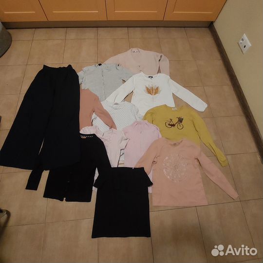 Одежда для девочки 140-146 пакетом