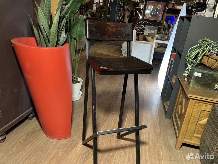 Барный стул. Стул лофт