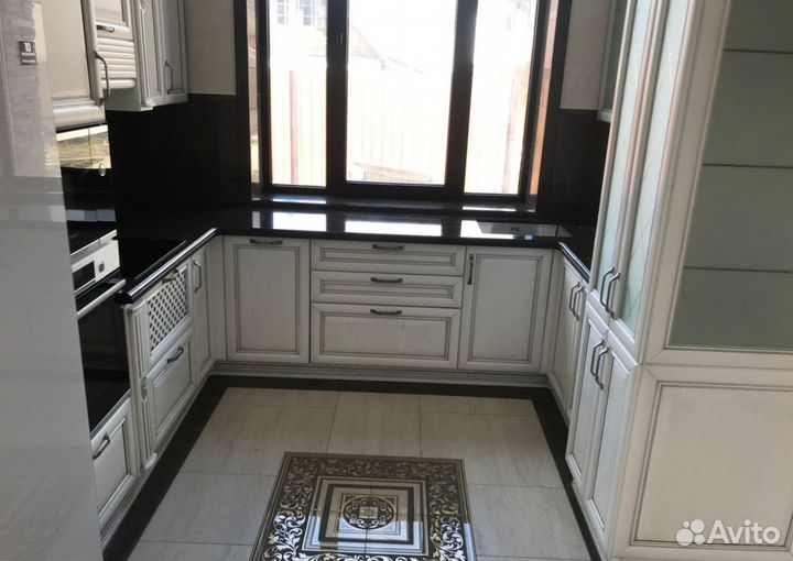 Кухня на заказ прямая