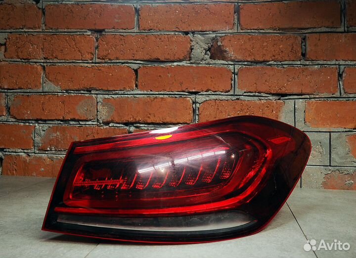 Фонарь правый Mercedes GLE Coupe C167