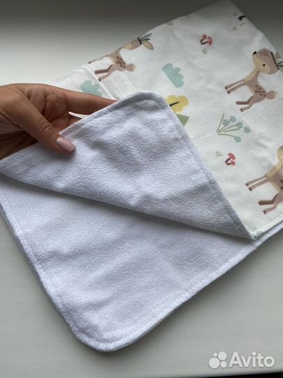 Набор фланелевых пеленок и нагрудник