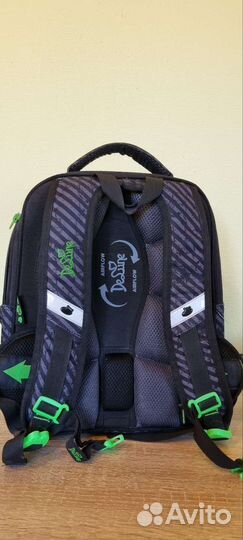 Ранец (рюкзак) школьный Delune