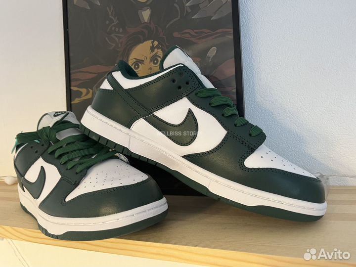 Nike Dunk Low Olive Green