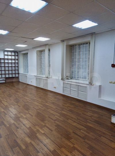 Сдам торговое помещение, 82.4 м²