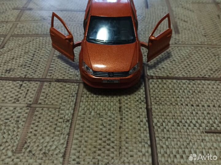 Игрушечная машина Volkswagen PoIo