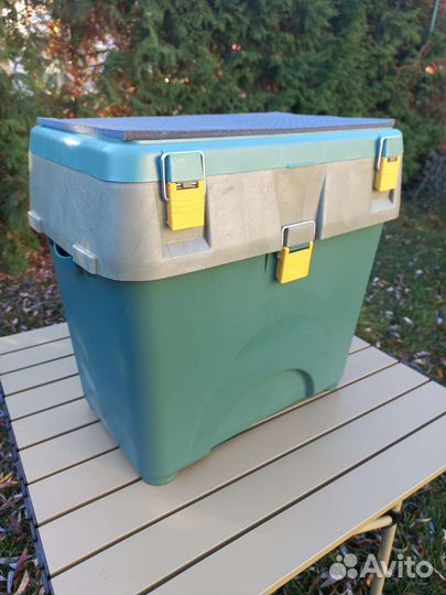 Зимний рыболовный ящик