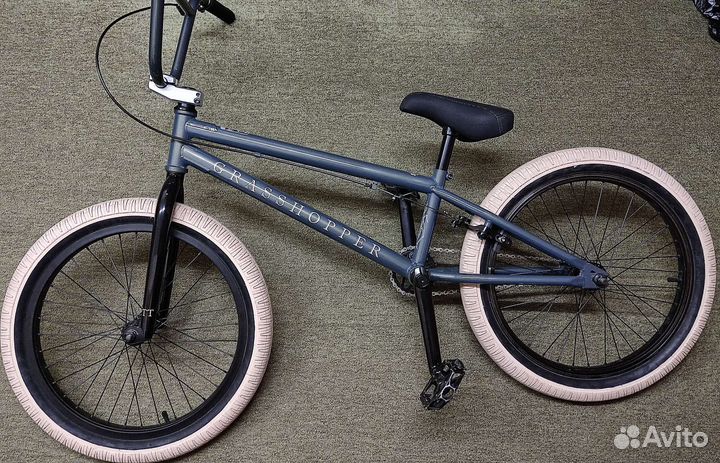 Трюковой велосипед BMX