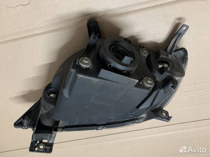 Фара R mazda demio DY3W