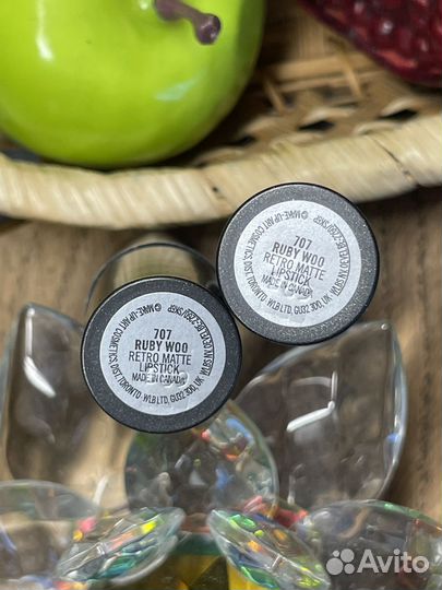 Mac mini Retro Matte Lipstick Ruby Woo 1,8гр