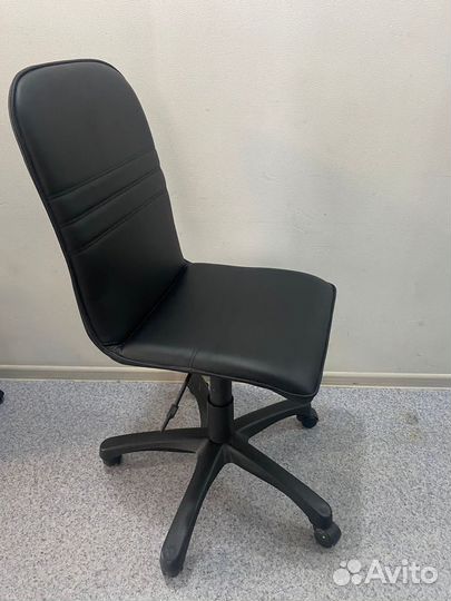 Компьютерный стул