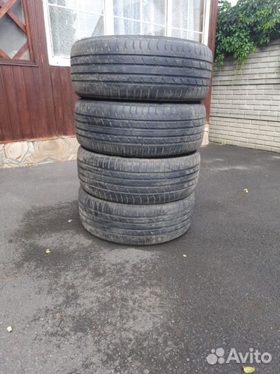 Nokian Tyres Hakka Blue 215/60 R16 82